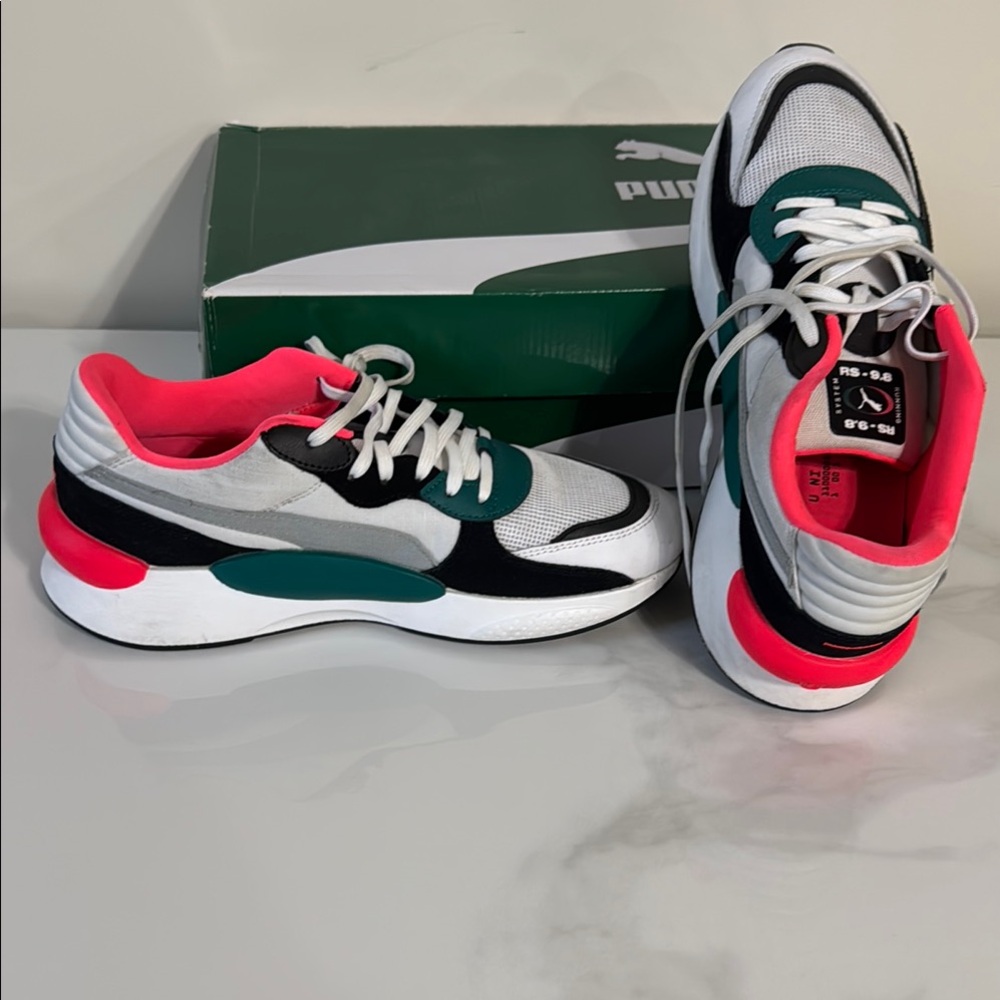 Women’s Puma White and Gray Athletic Shoes